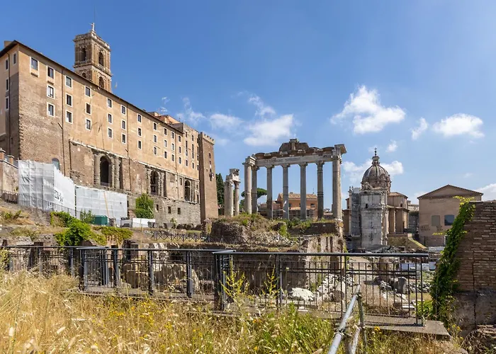 Best Location By Colosseum & Imperial Forums